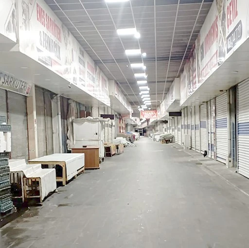 ELMA SOKAĞI 24 SAAT AYDINLATILDI