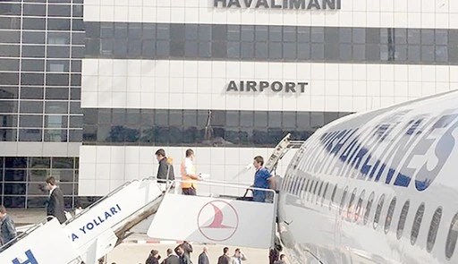 BATMAN HAVALİMANI YOLCULARINI UYARDI