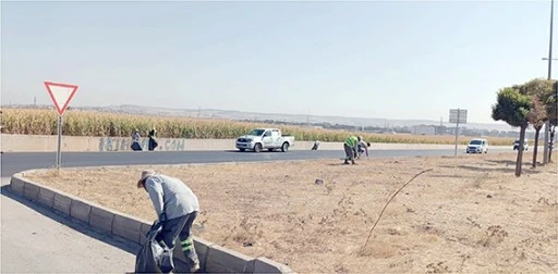 TEMİZLİK &Ccedil;ALIŞMALARI S&Uuml;R&Uuml;YOR