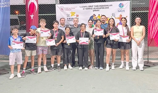 ŞIRNAK'TAN İKİ ŞAMPİYONLUKLA D&Ouml;ND&Uuml;LER!