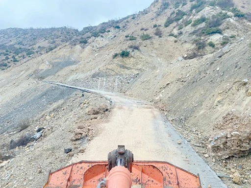 KOZLUK'TA KAPANAN K&Ouml;Y YOLLARI A&Ccedil;ILDI