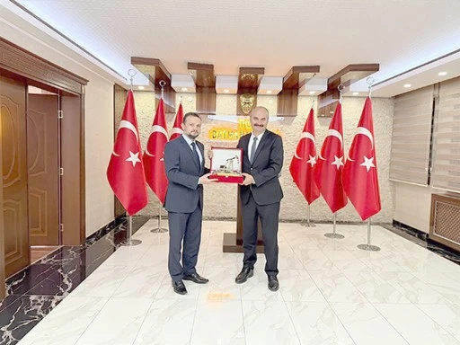 ULUSAL AJANSI BAŞKANI ASTARCI&rsquo;DAN VALİ CANALP&rsquo;E ZİYARET