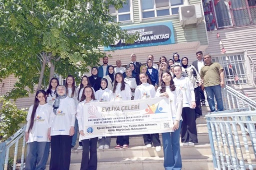 EDREMİTLİ ÖĞRENCİLER BATMAN'I GEZDİ