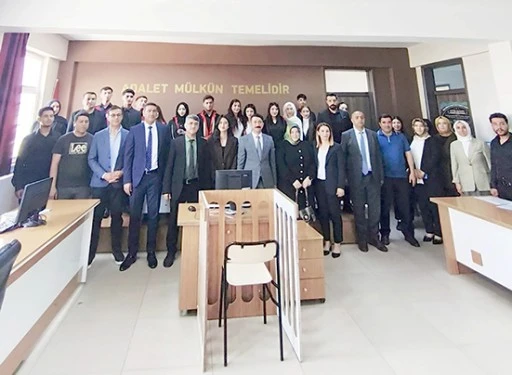 ADALET BÖLÜMÜNDE HUKUK HAFTASI ETKİNLİĞİ