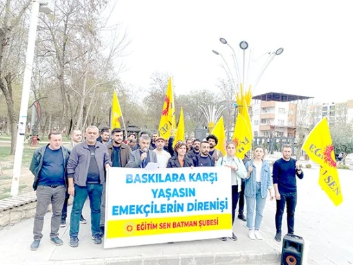 EĞİTİM SEN'DEN TEPKİ &ldquo;SENDİKAL HAKLARIMIZ HEDEF G&Ouml;STERİLEMEZ&rdquo;