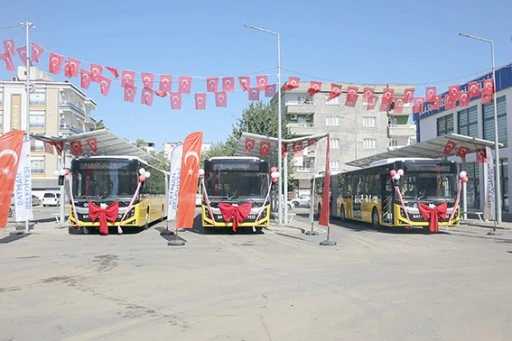 İSTANBUL N&Uuml;FUSU KADAR YOLCU TAŞINDI