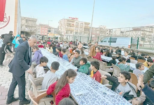 PETROL MAHALLESİ&rsquo;NDE DAYANIŞMA SOFRASI