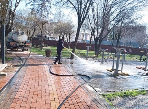 BELEDİYE BAYRAM TEMİZLİĞİNE ERKEN BAŞLADI