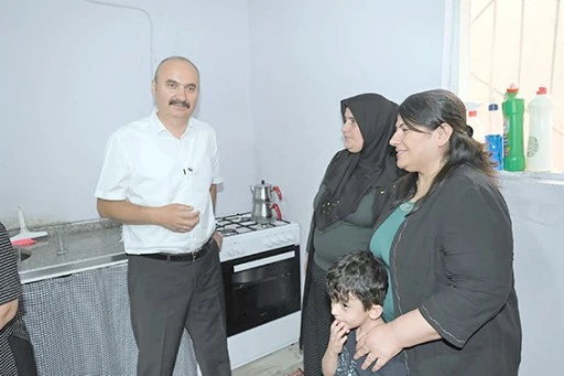 VATANDAŞLARIN İHTİYA&Ccedil;LARI TEK TEK GİDERİLİYOR