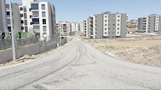 &Ccedil;AMLITEPE&rsquo;DE 4 BİN M UZUNLUĞUNDA SATHİ KAPLAMA