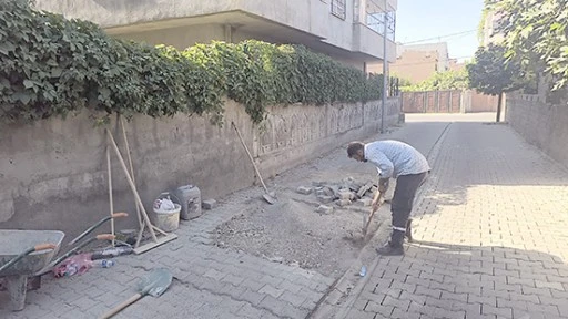 BEŞEVLER VE HUZUR MAHALLELERİNDE PARKE YAMA &Ccedil;ALIŞMASI