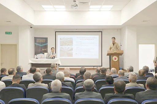 HASANKEYF&rsquo;TE PROJE DEĞERLENDİRME TOPLANTISI GER&Ccedil;EKLEŞTİRİLDİ