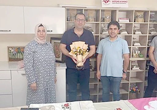 BAKANLIK HEYETİNDEN TOPLUMSAL DEĞİŞME VE KADIN DERNEĞİ&rsquo;NE ZİYARET