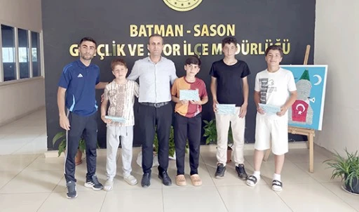 SASON&rsquo;DA BAŞARILI SPORCULAR &Ouml;D&Uuml;LLENDİRİLDİ