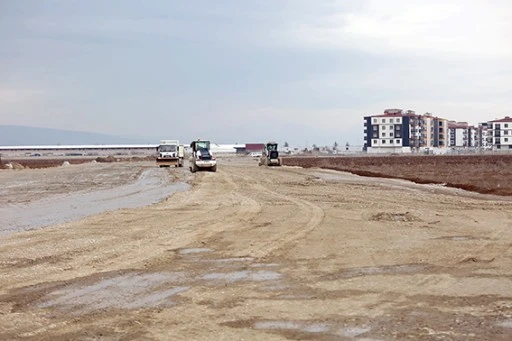 NECAT NASIROĞLU BULVARI&rsquo;NDA YOL &Ccedil;ALIŞMALARI HIZLANDI
