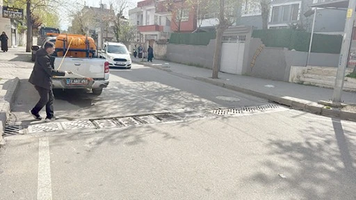 KENT GENELİNDE İLA&Ccedil;LAMA &Ccedil;ALIŞMALARI