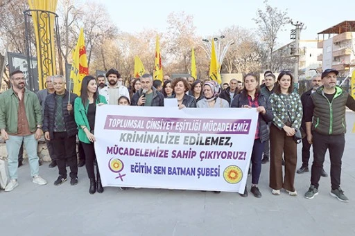 EĞİTİM-SEN&rsquo;DEN BAKANLIĞA ELEŞTİRİ!