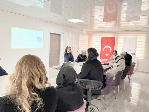 DAHA TEMİZ BİR GELECEK İ&Ccedil;İN BATMANLI KADINLAR EL ELE VERDİ