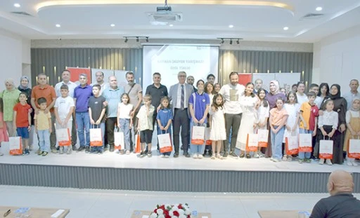 &lsquo;BATMAN OKUYOR&rsquo; YARIŞMASININ İLK ŞAMPİYONLARI SAHNEDE