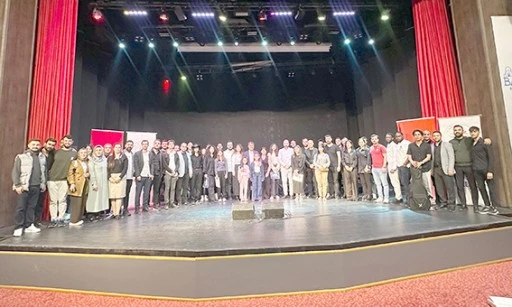 &Uuml;NİVERSİTE &Ouml;ĞRENCİLERİNDEN BİR BAŞARI DAHA