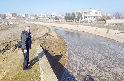 SULAMA KANALI KİRLİLİĞİ HALK SAĞLIĞINI TEHDİT EDİYOR