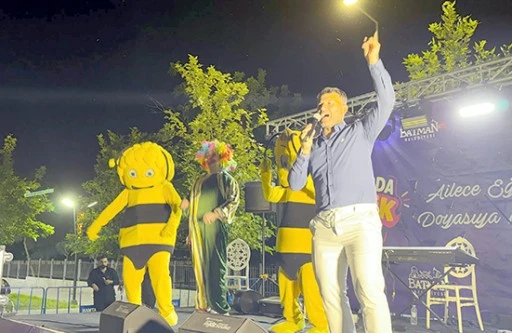 CEVİZLİ PARKI&rsquo;NDA ŞENLİK COŞKUSU