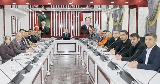 TASARIM BECERİ ATÖLYELERİ YAPAY ZEKA İÇERİKLERİYLE ZENGİNLEŞTİRİLİYOR