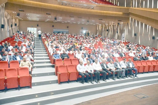 TEDARİK PAZARINA ERİŞİM VE MARKALAŞMA PANELİ DÜZENLENDİ