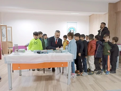 MEHMET&nbsp;ŞİMŞEK &Ouml;ĞRENCİLERİYLE İYİLİK YOLCULARI S&Ouml;YLEŞİSİ