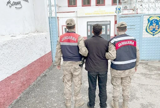 JANDARMA’NIN DİKKATİNDEN KAÇAMADILAR