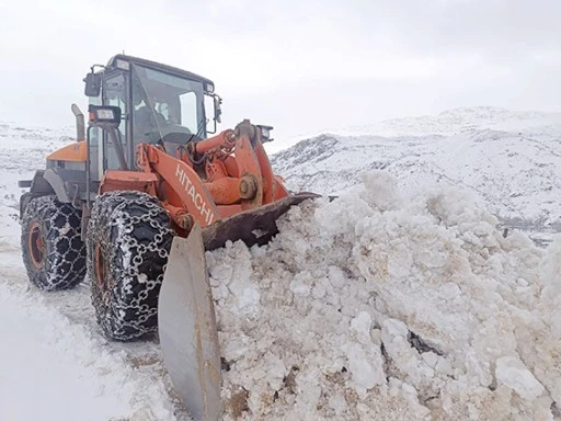 KARLA M&Uuml;CADELE &Ccedil;ALIŞMALARI DEVAM EDİYOR
