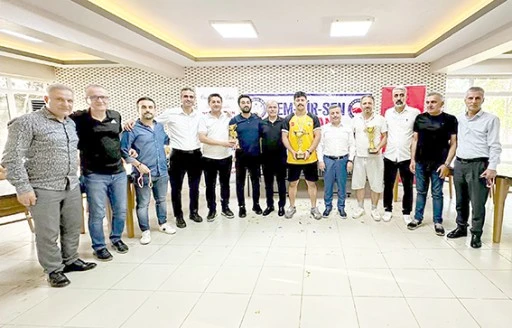 MASA TENİSİ TURNUVASI SONA ERDİ