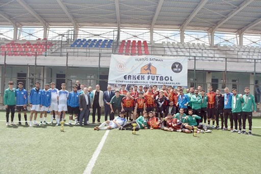 YURTLİG FUTBOL B&Ouml;LGE ŞAMPİYONASI TAMAMLANDI