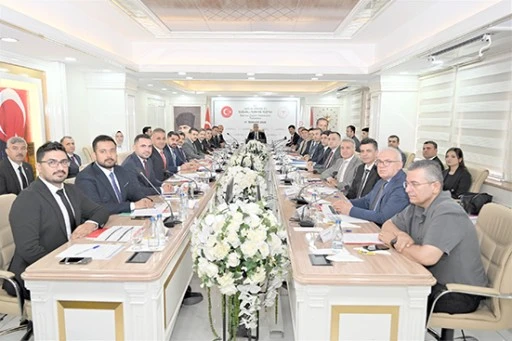 SAĞLIK Y&Ouml;NETİCİLERİ TOPLANTISI BAKAN MEMİŞOĞLU BAŞKANLIĞINDA GER&Ccedil;EKLEŞTİRİLDİ
