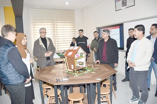 M&Uuml;D&Uuml;R CİĞER, YARIŞMA PROJELERİNİ İNCELEDİ