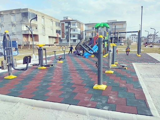 706 FİTNESS VE OYUN GRUBU KAZANDIRILDI