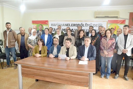 &ldquo;CEZAEVLERİNDE YAŞAM HAKKI İHLAL EDİLİYOR&rdquo;