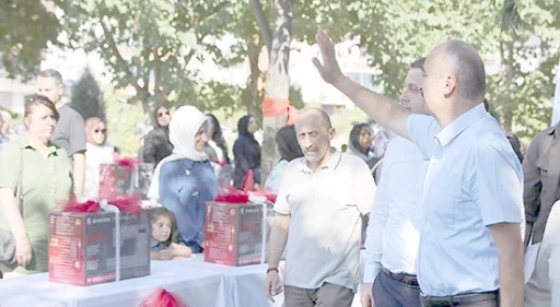 KADIN EMEĞİ EVLERDE &Uuml;RETİME D&Ouml;N&Uuml;Ş&Uuml;YOR