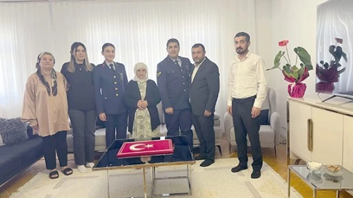 ŞEHİT AİLELERİNE ANLAMLI ZİYARET