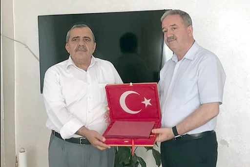 M&Uuml;ZE M&Uuml;D&Uuml;R&Uuml; ALPER&rsquo;İN AİLESİNE ANLAMLI ZİYARET