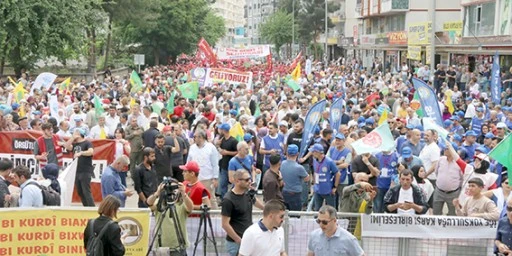 BATMAN&rsquo;DA 1 MAYIS KUTLANACAK