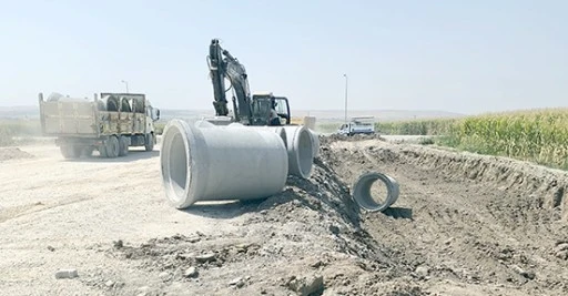 ALTYAPI &Ccedil;ALIŞMALARI S&Uuml;R&Uuml;YOR