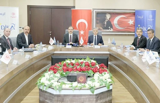 TRC3 B&Ouml;LGESİ VALİLERİ DİKA TOPLANTISINDA BULUŞTU