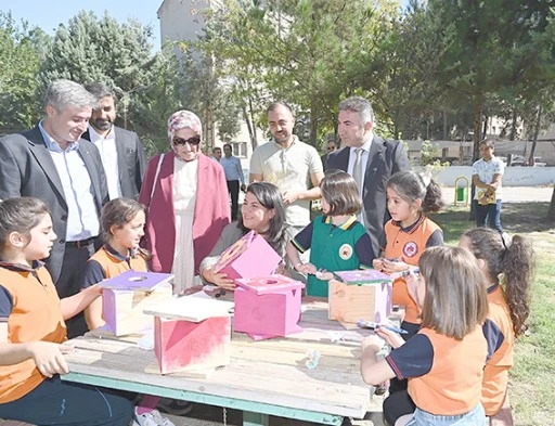 AKADEMİSYEN-&Ouml;ĞRENCİ BULUŞMALARI PROJESİ &Ouml;ĞRENCİLERLE B&Uuml;Y&Uuml;YOR