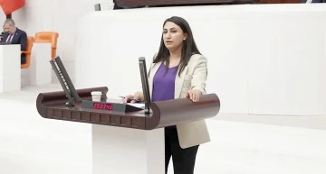 ODUNCU, KADINA YÖNELİK POLİTİKALARI ELEŞTİRDİ