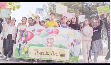 &Ouml;ĞRENCİLERDEN ANLAMLI HAREKET