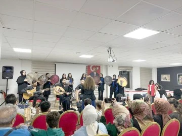 &Ouml;ĞRENCİLERE &lsquo;HOŞGELDİNİZ&rsquo; KONSERİ