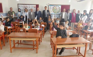 &Ouml;ĞRENCİLERE İŞİTME TARAMASI