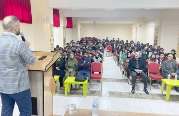 &Ouml;ĞRENCİLERE &lsquo;İSLAM'IN &Ouml;NEMİ&rsquo; EĞİTİMİ VERİLDİ