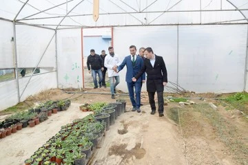 &Ouml;ĞRENCİLERİN &Ccedil;İ&Ccedil;EKLERİ BATMAN&rsquo;IN PARKLARINI S&Uuml;SLEYECEK